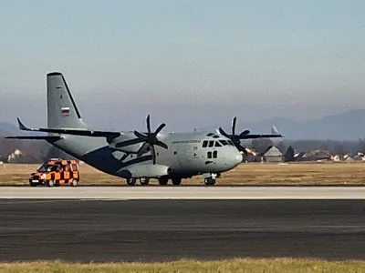 Letalo Spartan na letali&scaron;ču Cerklje ob Krki