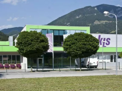 Investicijski projekt zelo pomemben tudi za globalni in hitrej&scaron;i razvoj avtomobilske industrije v smeri zniževanja ogljičnega odtisa in prehod na zelene, čistej&scaron;e tehnologije. (Foto: KLS)