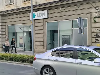 Nekdanji vodja mariborske poslovalnice Hranilnice Lon Matjaž Majcan naj bi podjetniku iz Ru&scaron; obljubljal odpis 1,7 milijona evrov dolga pri mariborski NKBM.&nbsp;