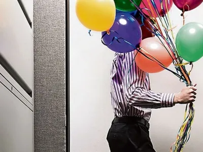 Premalo balonov? Premalo srečnih napisov? Ne, sodelavci ne odhajajo, ker delodajalci niso poskrbeli za zabavo, pač pa, ker posku&scaron;ajo najti primernej&scaron;e delovno okolje.