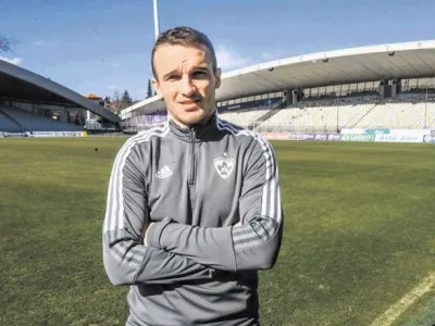 Đorđe Ivanović: Leta 1997 smo postali begunci. Imel sem dve leti, tako da se ničesar ne spomnim, vem pa, da je bilo za mojo družino težko. Niti malo lepa izku&scaron;nja ni, ko pride&scaron; brez vsega v nov kraj in začne&scaron; od začetka.