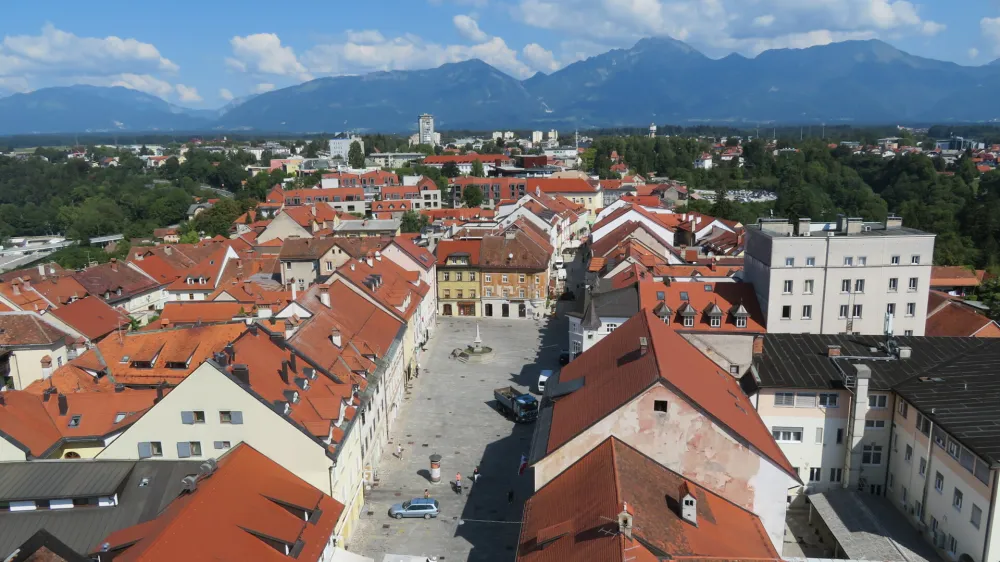 V mestnih krajevnih skupnostih v MO Kranj je za projekte participativnega proračuna glasovalo manj ljudi kot v primestnih. Tudi predlagani projekti so se med seboj v enih in v drugih močno razlikovali.