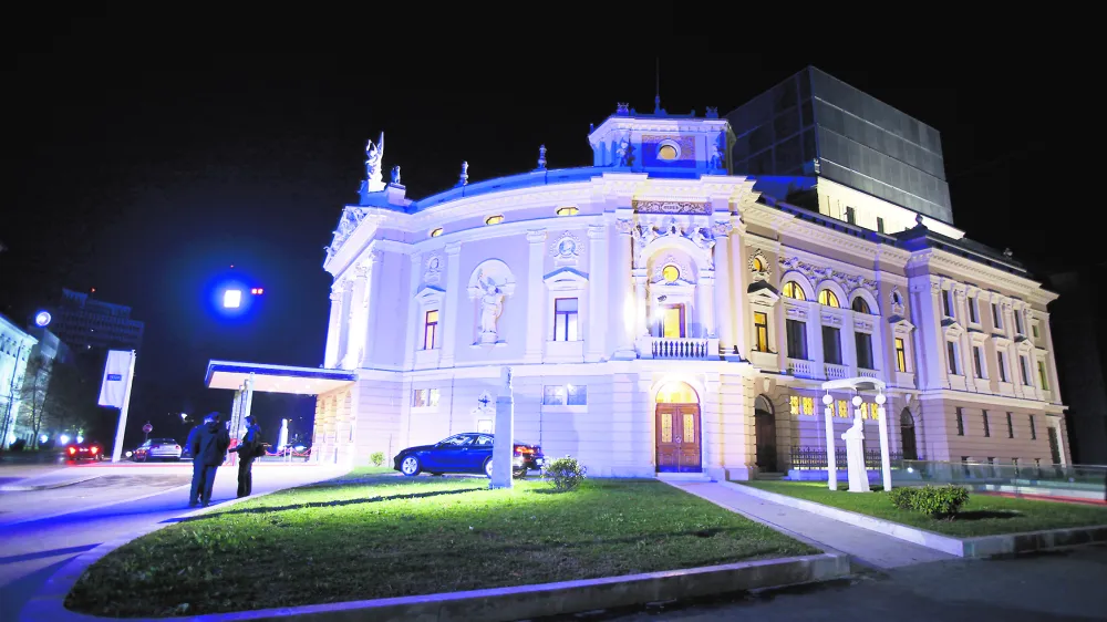..- slovesno odprtje prenovljene stavbe SNG Opera in balet Ljubljana....//FOTOLuka Cjuha