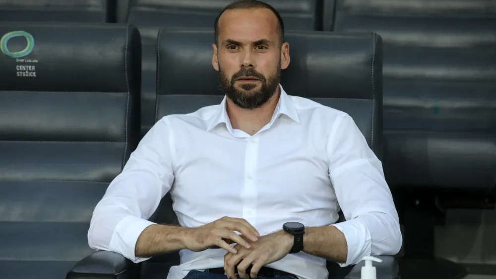 trener NK Olimpija Dino Skender- 09.07.2020  nogomet  Olimpija: Rudar, Prva liga TS, 32. krog: //FOTO: Luka Cjuha.