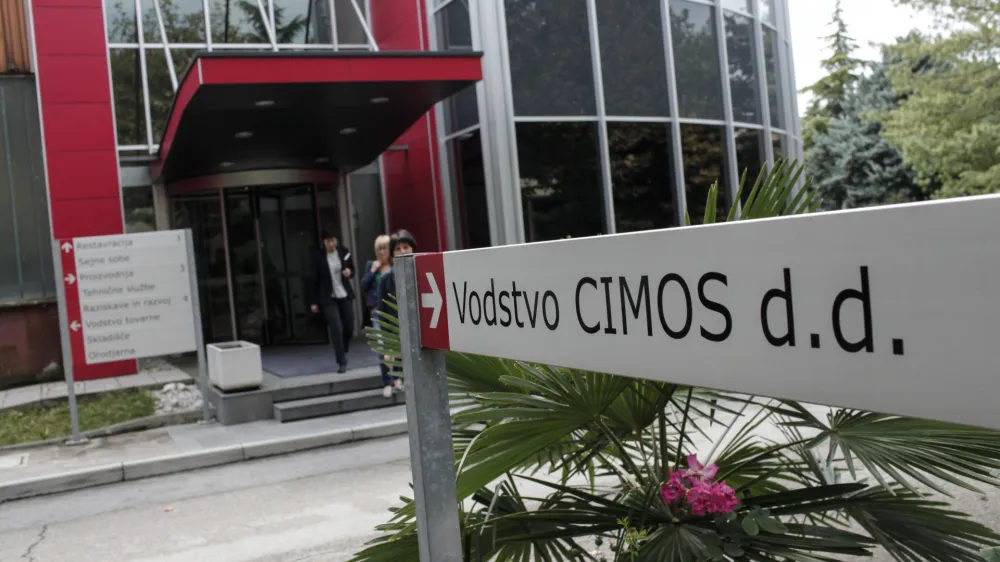 Ob prodaji nepremičnin v Kopru se zastavlja vpra&scaron;anje, koliko časa bo Cimos &scaron;e imel sedež v Kopru, za kar so se Italijani zavezali ob prevzemu.