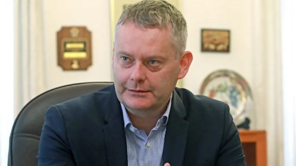 Župan Slovenj Gradca Tilen Klugler je znova dobil najbolj&scaron;o oceno med župani slovenskih mestnih občin.