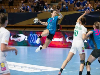 - 26.03.2022 &ndash; ženski rokomet - Krim Mercator: Ferencvaro&scaron;, evropska liga prvakinj - prva tekma osmine finala //FOTO: Bojan Velikonja