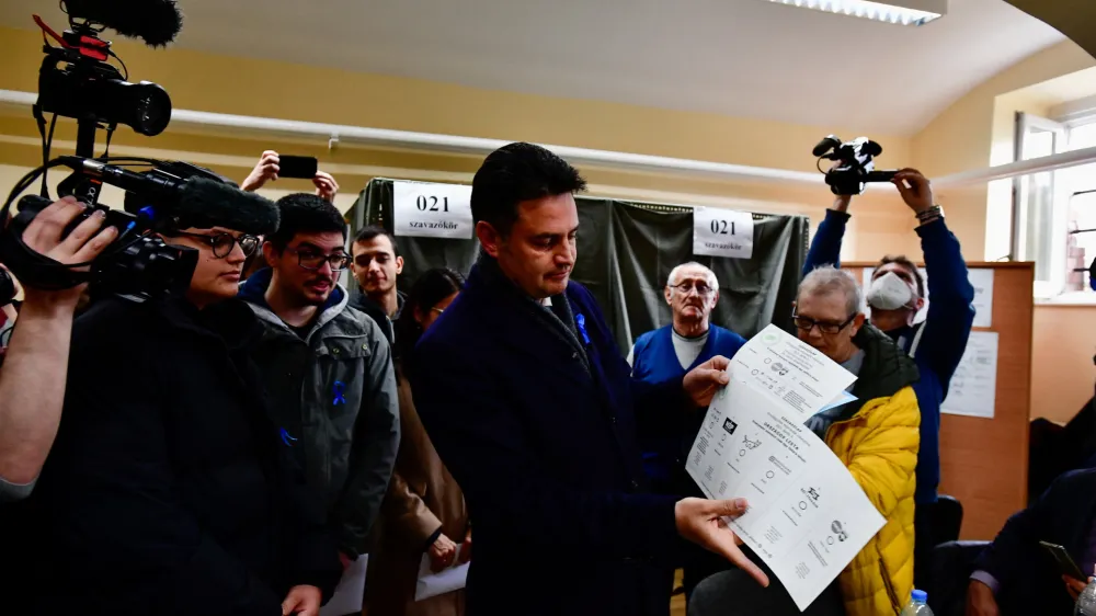 Opozicijski kandidat Peter Marki - Zay je vse do zadnjega upal, da bo na volilni dan lahko prepričal zadostno &scaron;tevilo volilcev za zmago.