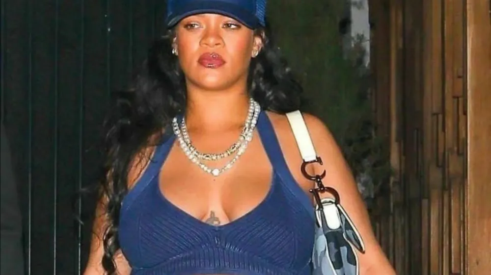 Rihanna, nosečnost, glasbenica