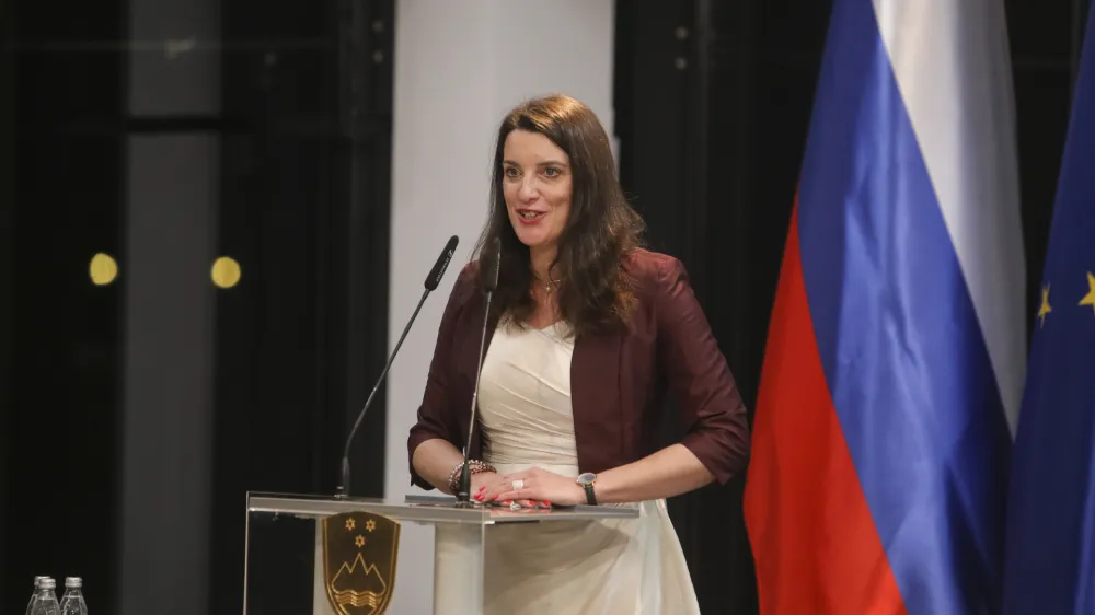 ministrica za izobraevanje, znanost in port Simona Kustec - 11.02.2022 - Bloudkove nagrade za leto 2021, najvija dravna priznanja na področju porta. /FOTO: Jaka Gasar