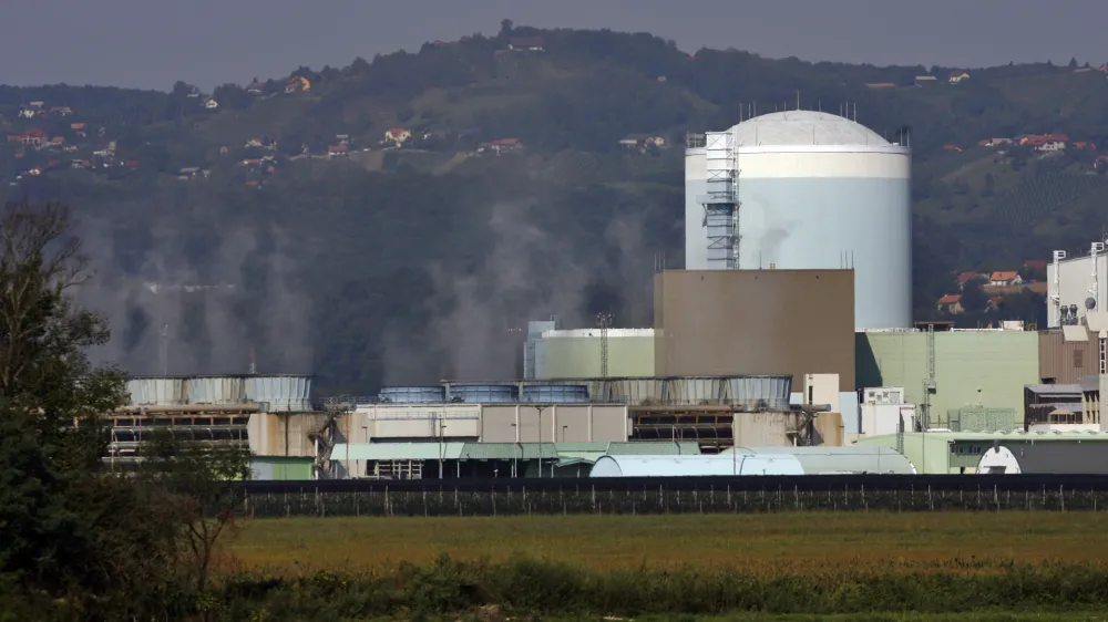 - Nuklearna elektrarna Kr&scaron;ko (NEK) - Jedrska elektrarna Kr&scaron;ko (JEK) <br><br><br><br>//FOTO: Toma Skale