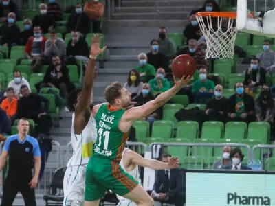 - 02.02.2022 &ndash; ko&scaron;arka - Cedevita Olimpija: Bursaspor, evropski pokal, 12. krog:&nbsp;//FOTO: Bojan Velikonja