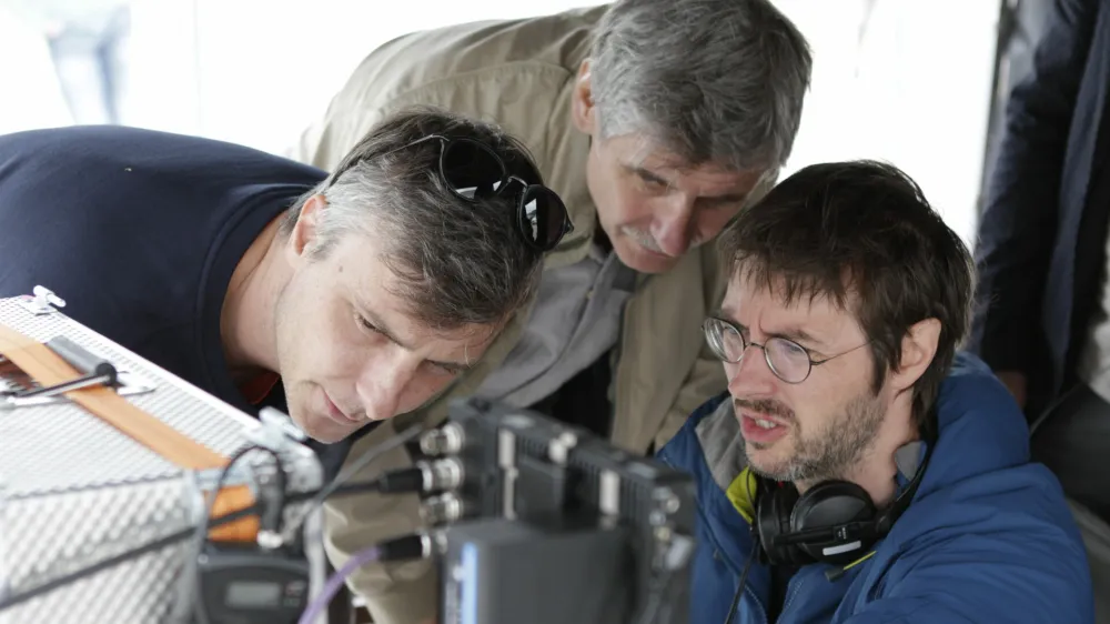 Snemanje filma Inventura direktor fotografije Marko Brdar, igralec Rado&scaron; Benčina, režiser Darko Sinko