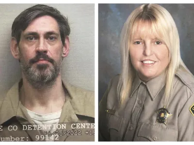 Za informacije, ki bi pripomogle k zapornikovi aretaciji, so razpisali 15.000 dolarjev nagrade, za informacije o Vicky 5000 manj.&nbsp;