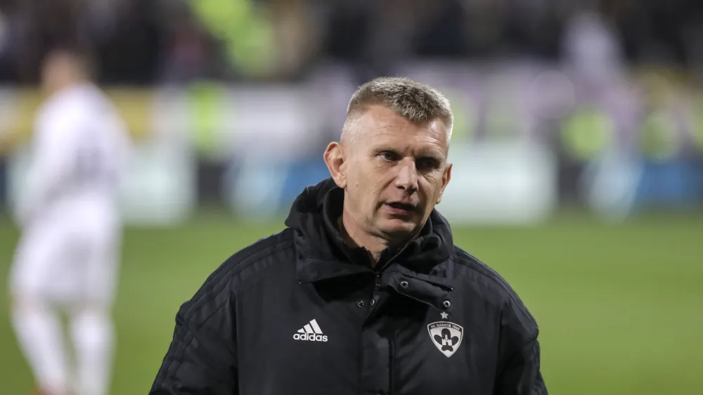 Maribor je po treh su&scaron;nih letih znova državni prvak, vendar je pred Radovanom Karanovićem velik izziv &ndash; biti uspe&scaron;en tudi v Evropi.