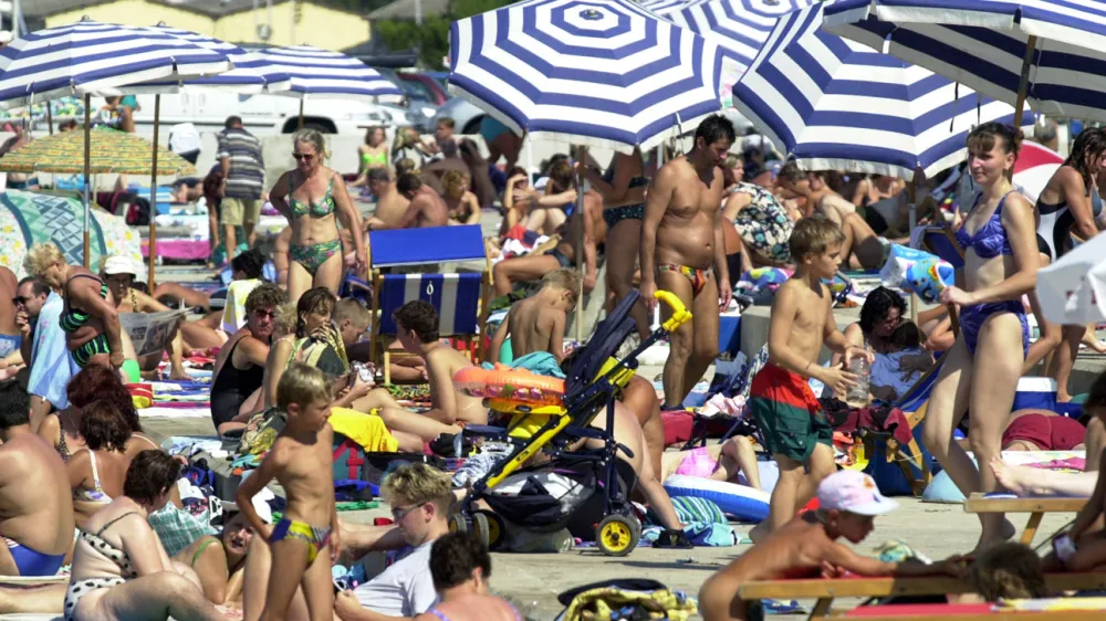 Tožnika sta si po sedmih letih privo&scaron;čila dalj&scaron;i skupni dopust, ki pa ju je močno razočaral. Foto: Luka Cjuha