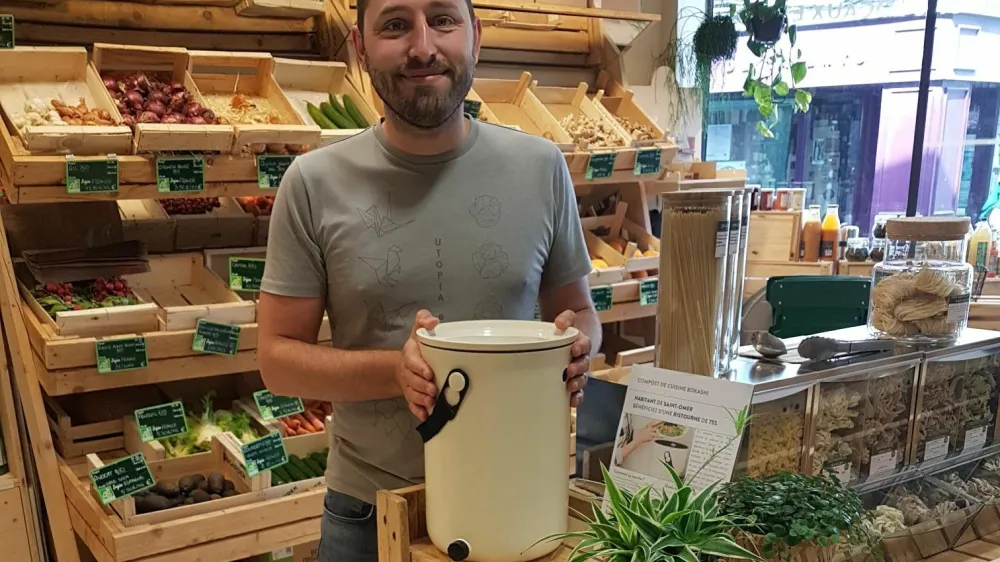 Bokashi organke lahko prebivalci kupijo na treh prodajnih mestih v občini, kjer izpolnijo tudi obrazec, ki so ga na občini pripravili za povračilo 75 odstotkov vrednosti nakupa. (Foto: Skaza)