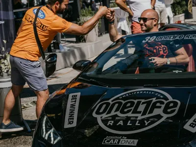 Prihodnji torek bo ljubljansko Slovensko cesto preplavilo 100 redkih modelov prestižnih avtomobilskih znamk, kot so Lamborghini, Ferrari, McLaren, Maserati, Bently.&nbsp;