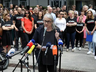 Marcel Stefančič<br><br>- 23.05.2022 &ndash; stavka novinarjev na RTV Slovenija - novinarji iz koordinacije novinarskih sindikatov javne RTV so z opozorilno stavko zahtevali novinarsko avtonomijo in socialni dialog. <br><br>//FOTO: Tomaž Skale<br>