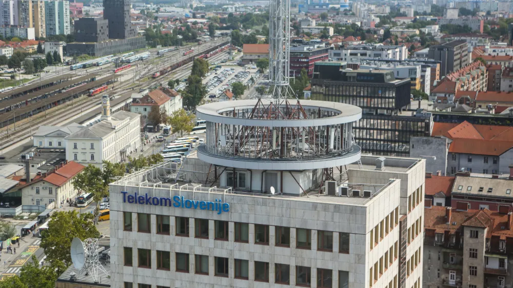 - 04.09.2018  Telekom Slovenije. eleznika postaja Ljubljana //FOTO: Bojan Velikonja