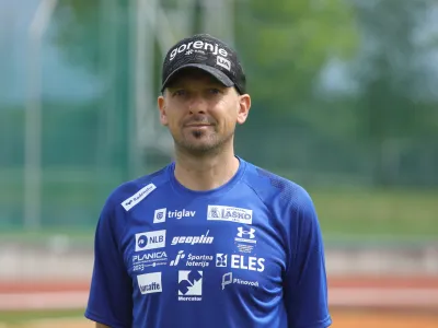 glavni trener ženske skakalne reprezentance Zoran Zupančič<br><br><br> - 17.05.2022 &ndash; Kranj &ndash; reprezentanca v smučarskih skokih &ndash; trenig smučarskih skakalcev pred začetkom poletne skakalne sezone svetovnega pokala - skakalci<br> <br>//FOTO: Luka Cjuha<br>