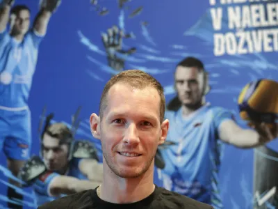 Tine Urnaut- 19.7.2022 - Tiskovna konferenca odbojkarske zveze //FOTO: Jaka Gasar