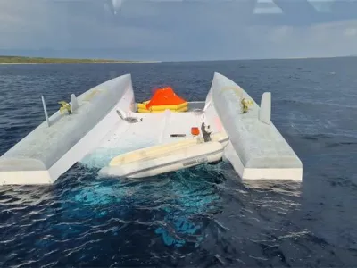 V zadnjih nekaj dneh so na hrva&scaron;ki obali zabeležili ogromno pomorskih nesreč. Največ preglavic policiji in re&scaron;evalcem povzročajo turisti. 