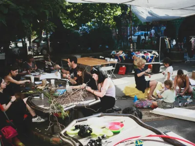 Umetni&scaron;ki festival Reciklart