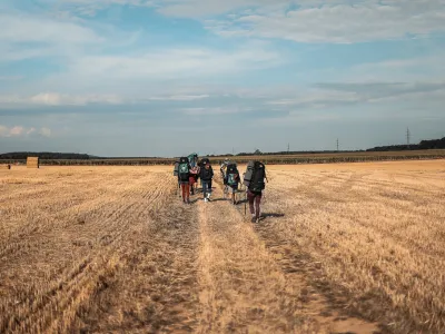 Fj&auml;llr&auml;ven V&aacute;ndort&uacute;ra s pohodniki iz kar enajstih držav