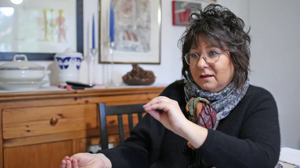 - 12.03.2018  Tatjana Rojc, literarna teoretičarka  zamejska Slovenka iz Trsta  nova predstavnica slovenske manjine v italijanskem parlamentu - 315-članskem zgornjem domu oziroma senatu. //FOTO: Toma SkaleOPOMBA: DNEVNIKOV OBJEKTIV - INTERVJU 2018