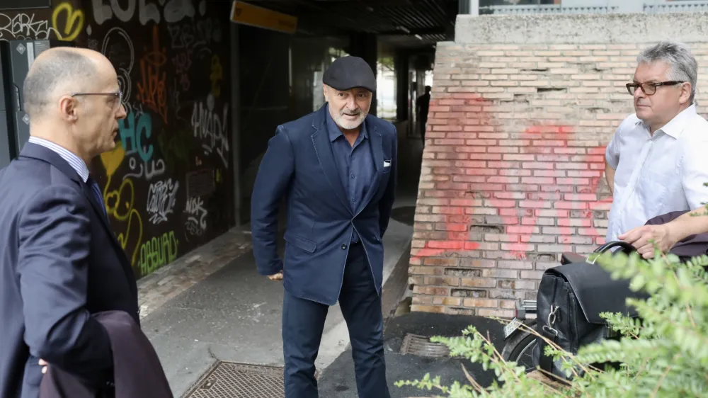 Pravda na delovnem sodi&scaron;ču v primeru Matjaž Tribu&scaron;on proti AGRFT