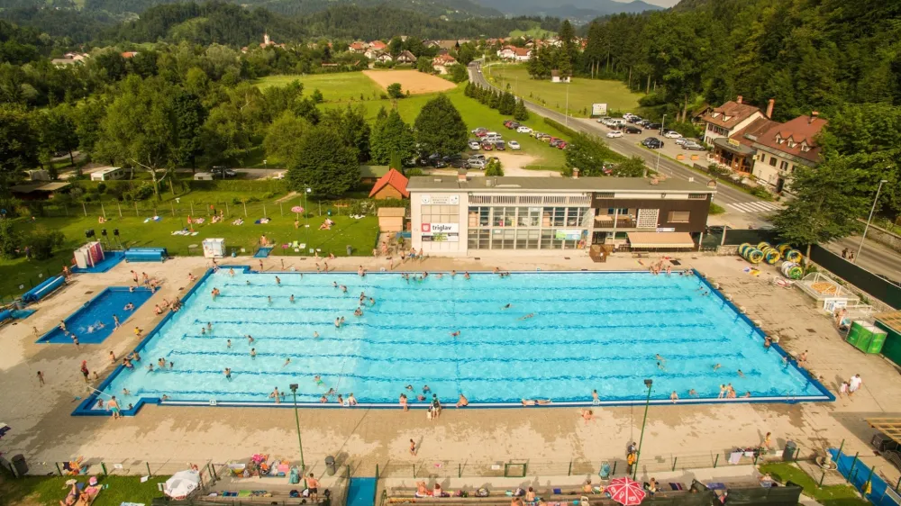 &Scaron;portna dru&scaron;tva si želijo, da bi mesto kopali&scaron;če Pod skalco z balonom obratovalo vse leto.