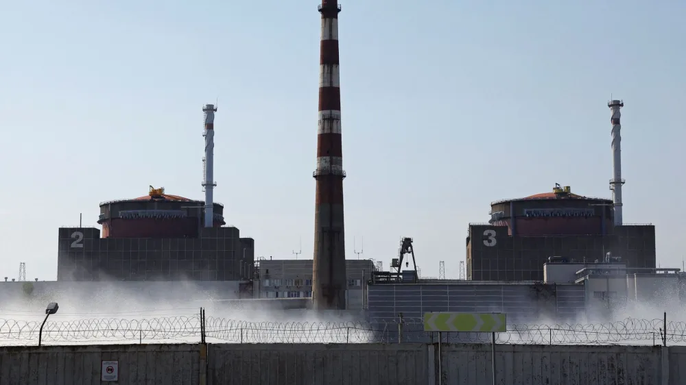 A view shows the Zaporizhzhia Nuclear Power Plant in the course of Ukraine-Russia conflict outside the Russian-controlled city of Enerhodar in Zaporizhzhia region, Ukraine August 30, 2022. REUTERS/Alexander Ermochenko