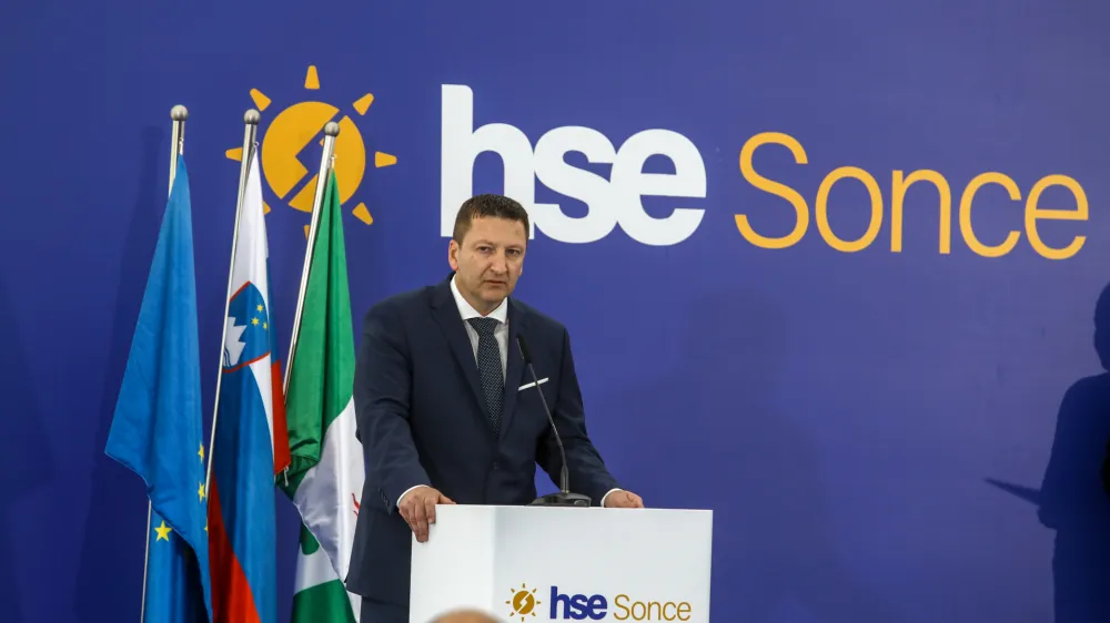 generalni direktor HSE dr. Viktor Vračar- 08.04.2022 &ndash; Holding Slovenske elektrarne HSE Sonce &ndash; Sončna elektrarna Prapretno pri Hrastniku, otvoritev največje sončne elektrarne v Sloveniji //FOTO: Luka Cjuha