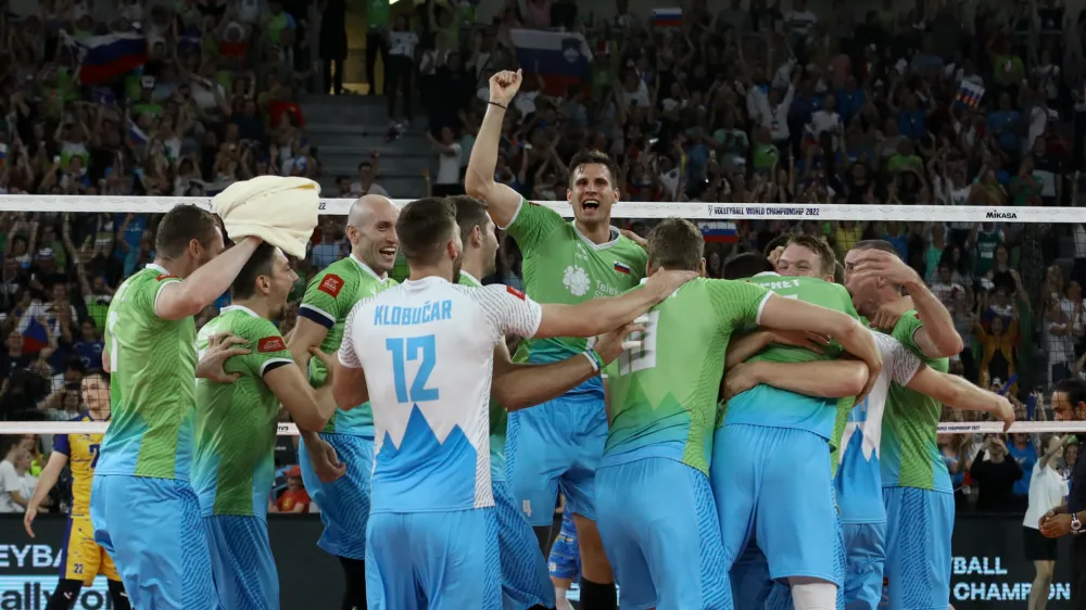 <br>- 07.09.2022 &ndash; odbojka &ndash; Slovenija: Ukrajina, svetovno prvenstvo v odbojki za mo&scaron;ke v Ljubljani, četrtfinale: Slovenska mo&scaron;ka odbojkarska reprezentanca se je uvrstila v polfinale svetovnega prvenstva. V četrtfinalu je v Ljubljani premagala Ukrajino s 3:1 <br><br><br>//FOTO: Luka Cjuha<br>