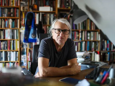 17.08.2022. Marcel &Scaron;tefančič, slovenski filmski kritik, televizijski voditelj in publicist.//FOTO: Bojan VelikonjaOPOMBA: ZA OBJAVO V OBJEKTIVU