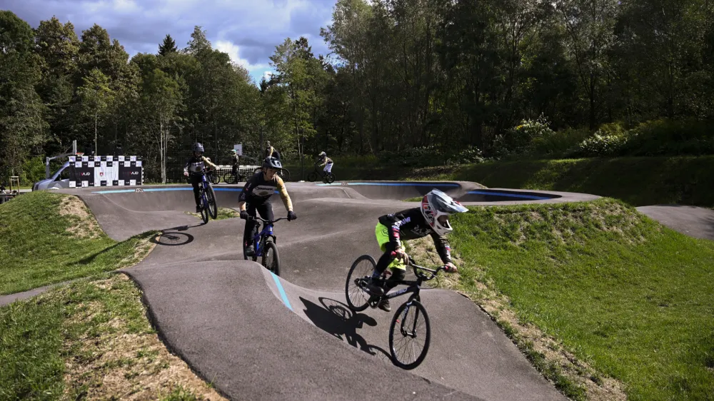 - kolesarski poligon -- 21.09.2022 &ndash; Evropski teden mobilnosti - Cesta v Gorice &ndash; novi KoloPark in park z otro&scaron;kimi igri&scaron;či v Ljubljani //FOTO: Nik Erik Neubauer