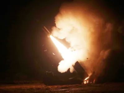 A surface-to-surface missile is fired into the sea off the east coast in this handout picture provided by the Defense Ministry, South Korea, October 5, 2022. South Korean Defense Ministry/Handout via REUTERS  ATTENTION EDITORS - THIS IMAGE HAS BEEN SUPPLIED BY A THIRD PARTY.   TPX IMAGES OF THE DAY