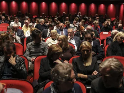 Nižanje temperature v prostoru je gotovo smiseln ukrep, a varčevanje je odvisno predvsem od zunanjih temperatur, rasti cen energentov in morebitnih dodatnih vladnih odredb glede varčevanja z energijo.&nbsp;