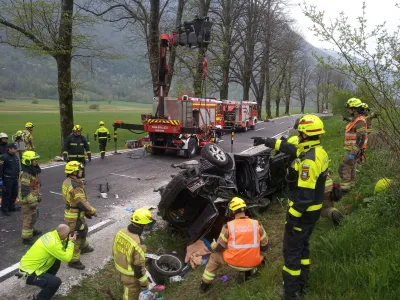 Prometna nesreča na cesti Staro selo - Kobarid, trije mrtvi, 13. 4. 2019