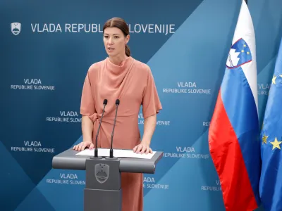 Ljubljana, drzavni zbor.<br>Novinarska konferenca po redni tedenski seji vlade.<br>Ministrica za pravosodje Dominika Svarc Pipan.