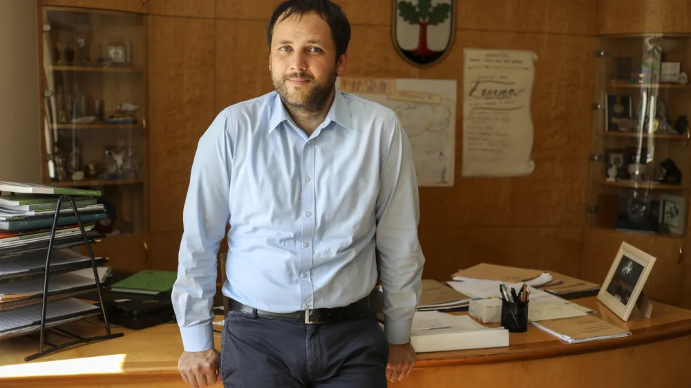 župan občine Hrastnik Marko Funkl - 10.09.2019 - Občina Hrastnik - obisk pri županu za rubriko župani zasebno //FOTO: Jaka Gasar