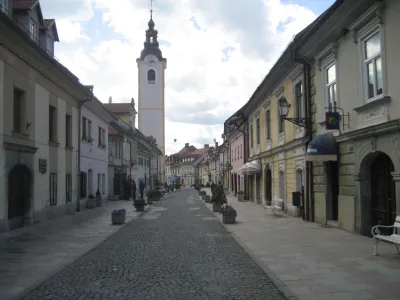 Izkupiček od prodaje Schleglove umetnine bo avtor namenil prebujanju mrtve &Scaron;utne. Foto: Arhiv Dnevnika