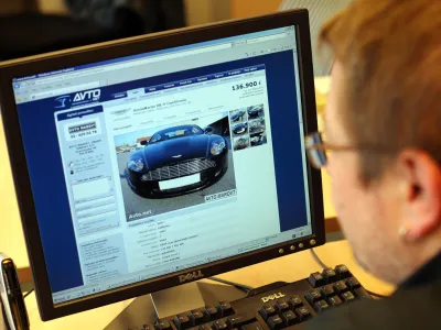 - prodaja rabljenih avtomobilov prek interneta - spletna prodaja -//FOTO: Luka CjuhaOPOMBA: ZA OBJAVO V ČASOPISU DNEVNIK