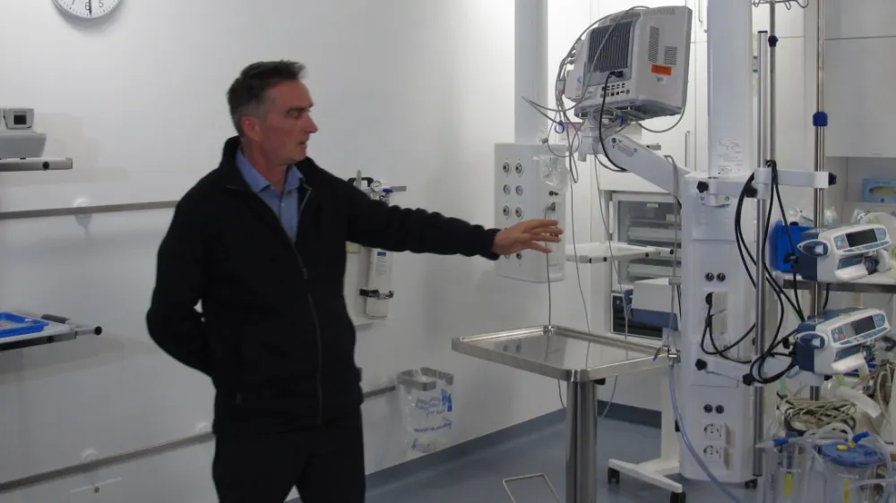 Reanimacijska soba v &scaron;empetrskem urgentnem centru, kjer se je zgodila usodna zamenjava medicinskih plinov.