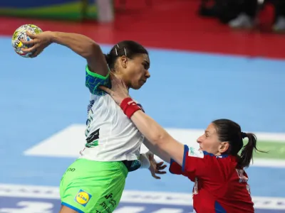 - 08.11.2022 &ndash; ženski rokomet &ndash; Slovenija: Srbija, EHF&nbsp;evropsko prvenstvo&nbsp;v&nbsp;rokometu&nbsp;za&nbsp;ženske v Sloveniji:&nbsp;skupina B: 3. krog&nbsp;//FOTO: Bojan Velikonja