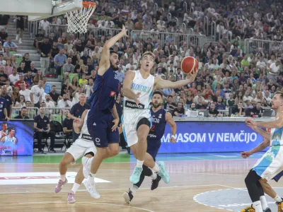 Žiga Samar- 17.08.2022 &ndash; ko&scaron;arka - pripravljalna tekma med Slovenijo In Srbijo //FOTO: Jaka Gasar