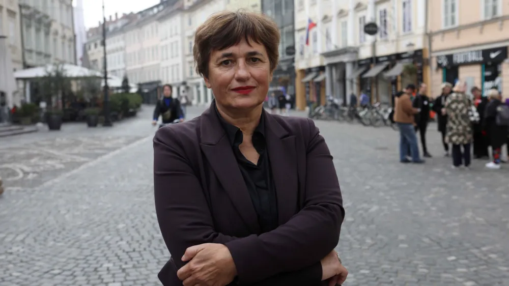 Nata&scaron;a Sukič, kandidatka za ljubljansko županjo in poslanka Levica - 19.10.2022 &ndash; Lokalne volitve 2022 - predstavitev kandidatke za ljubljansko županjo Nata&scaron;o Sukić z podporo stranke Levica //FOTO: Tomaž Skale