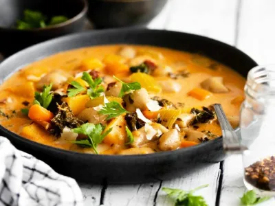 Razko&scaron;na zelenjavna juha z ajdovimi njoki<br>Barbara Kvas