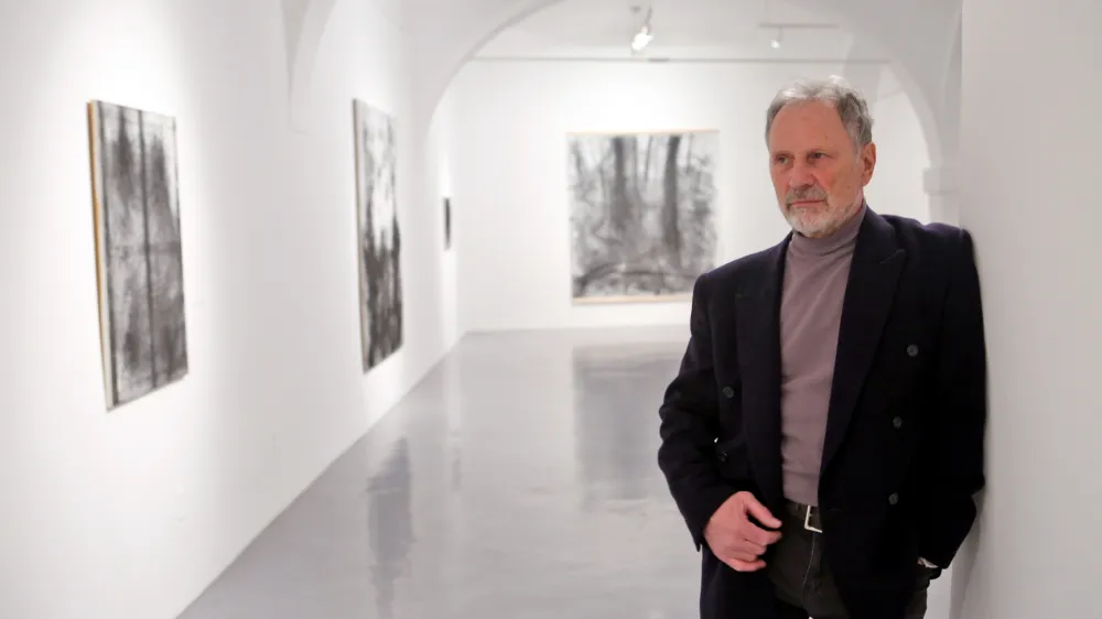 akademski slikar Herman Gvardjančič - 06.03.2018 &ndash; razstava z naslovom ATOMOS, slikarja Hermana Gvardjančiča//FOTO: Tomaž Skale